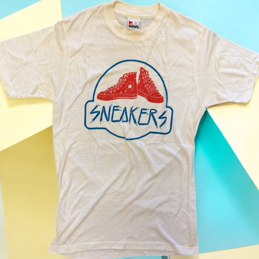 Vintage Sneakers T Shirt Signal Made USA 80s 90s Sneaker Graphic Tee Medium‎